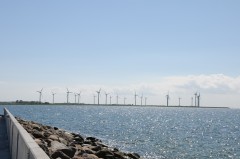 ロラン島の原発予定地が風車パークに変わった